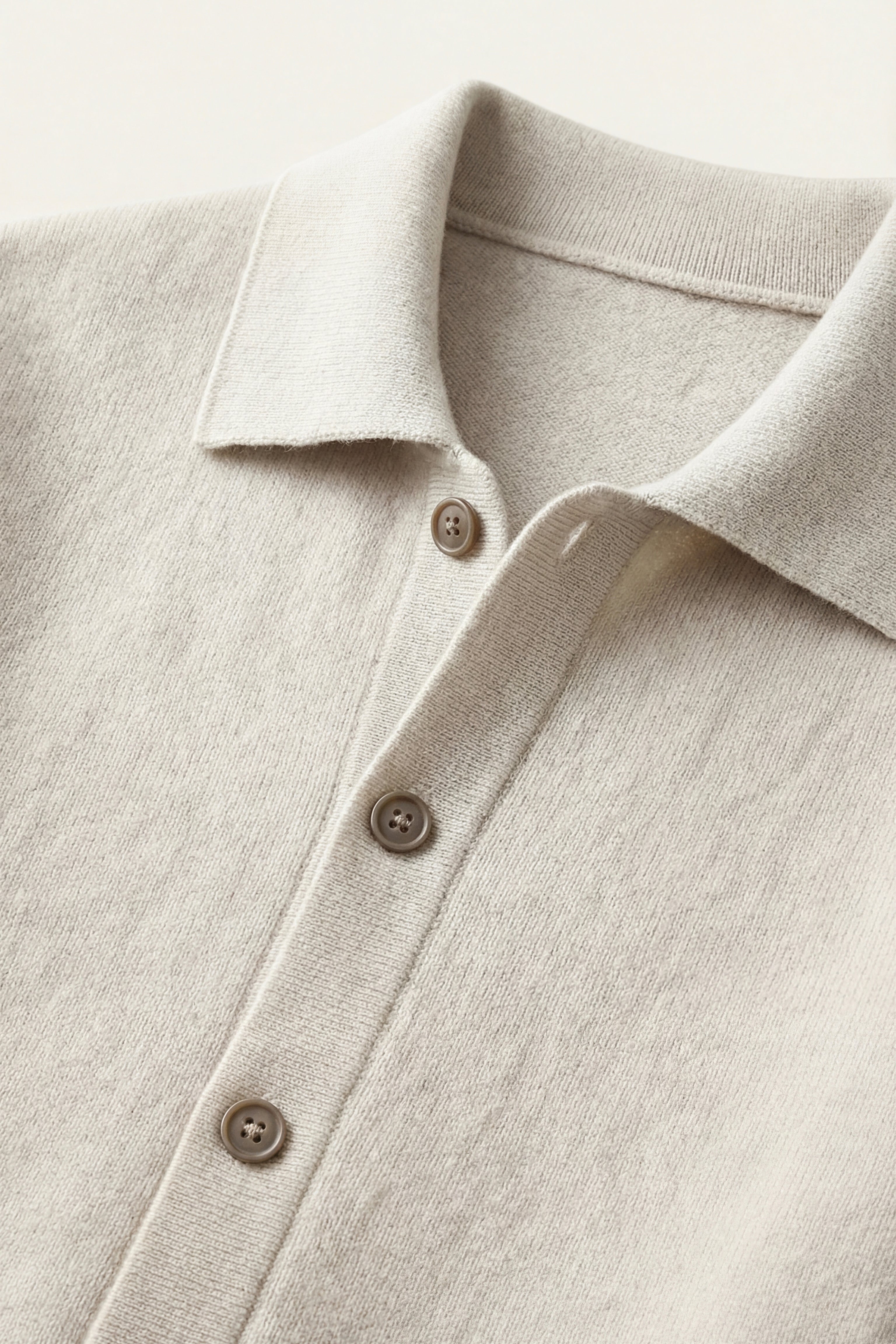 Cardigan in cashmere Lorenzo avorio