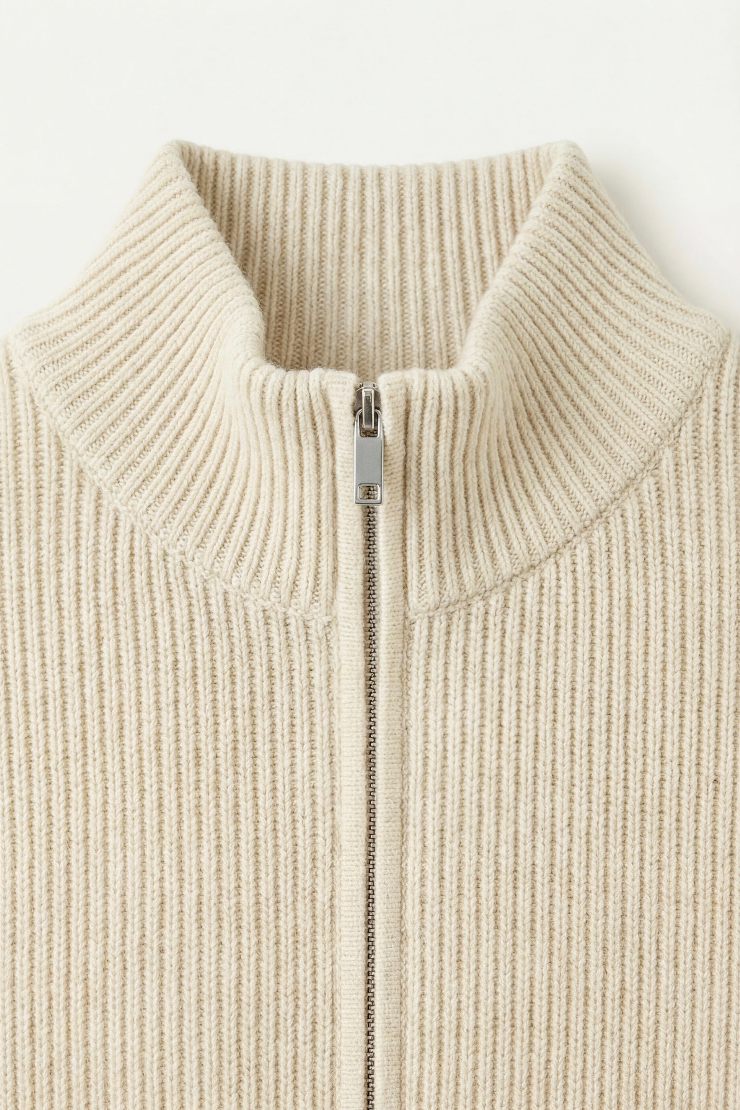 Cardigan Roma in cashmere color crema