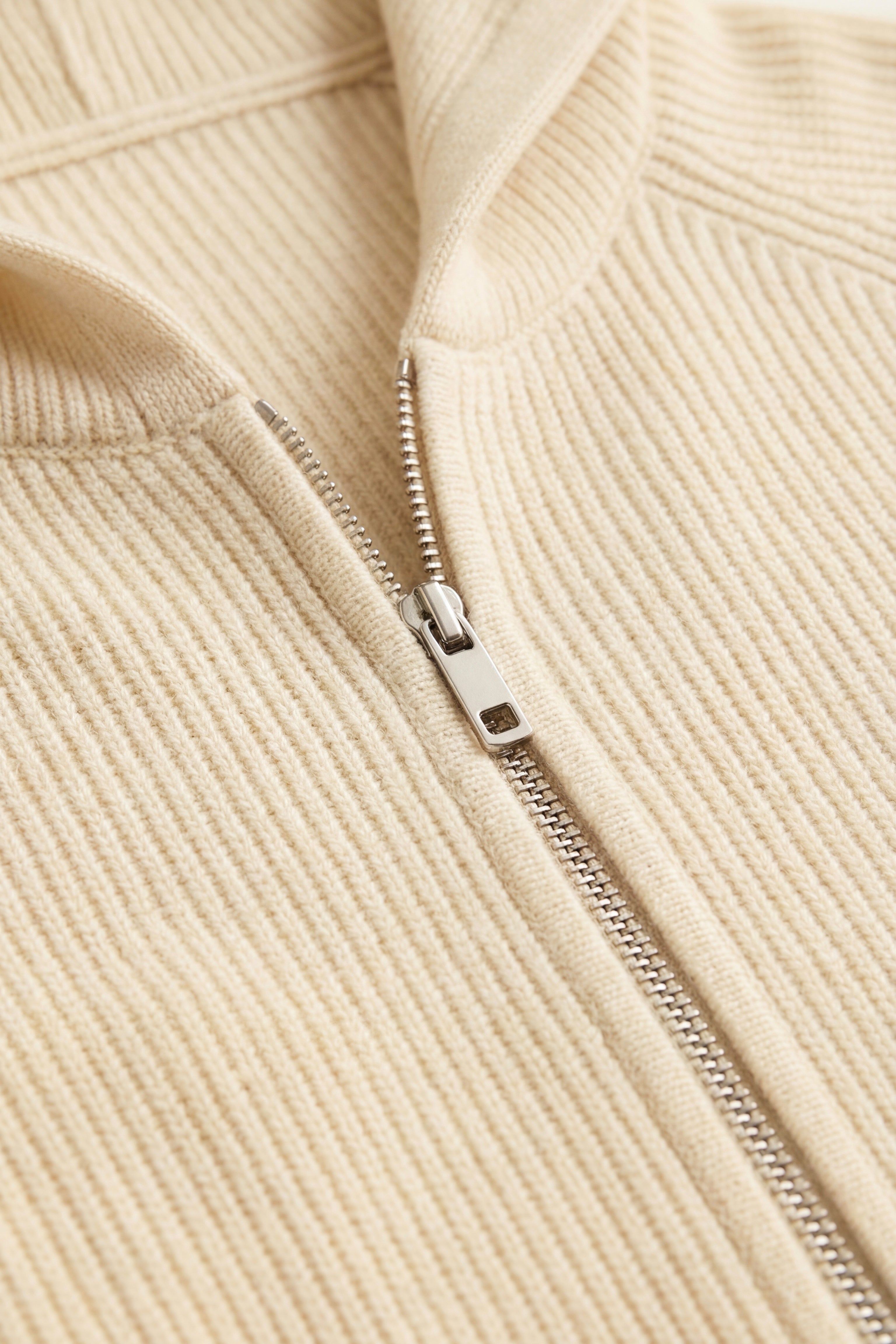 Maglione con cappuccio in merino Amalfi beige