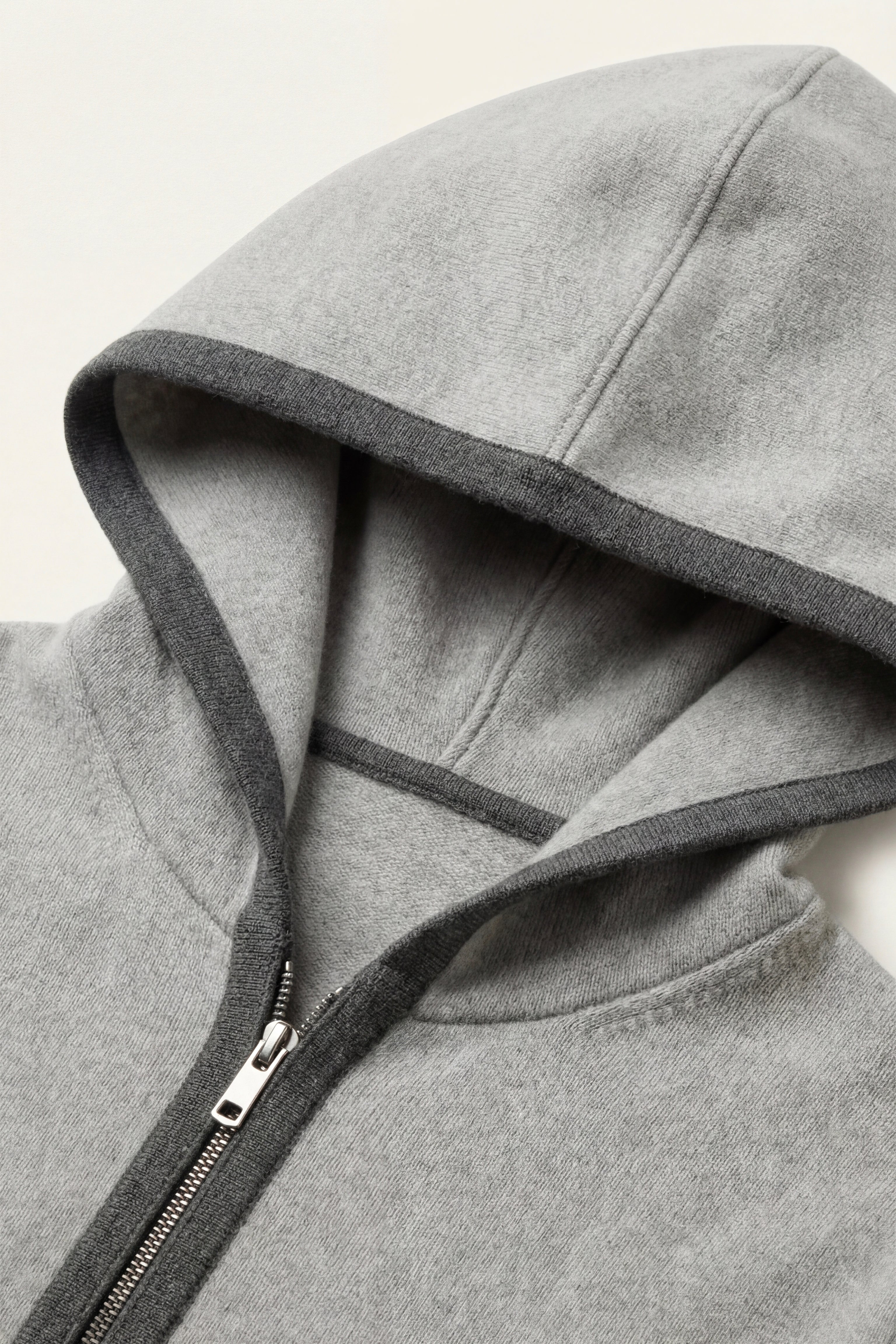 Cardigan Sorano con cappuccio grigio