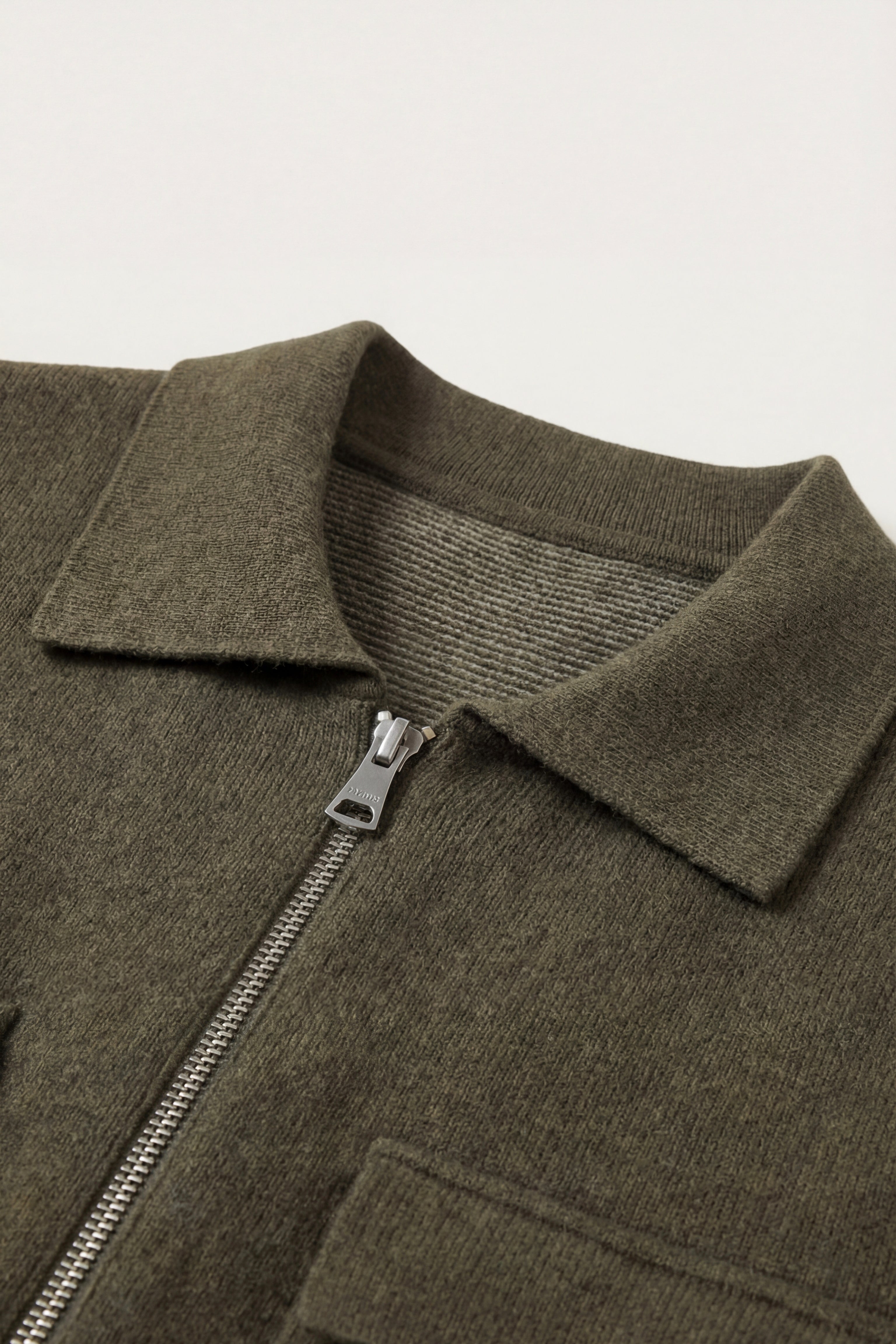 Cardigan Orvello in lana con doppia zip verde militare