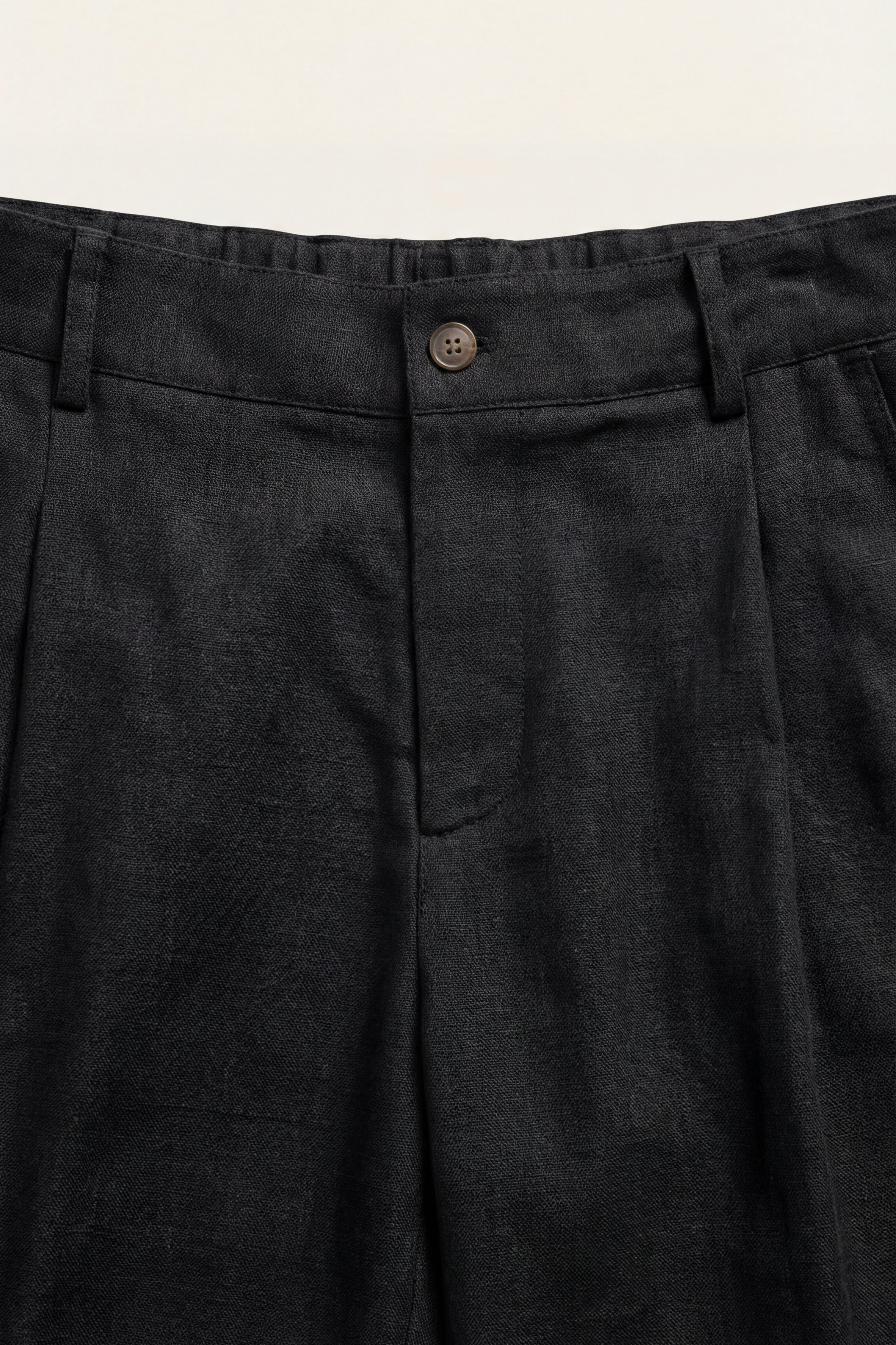 Pantaloncini Orvieto in lino plissettati Neri