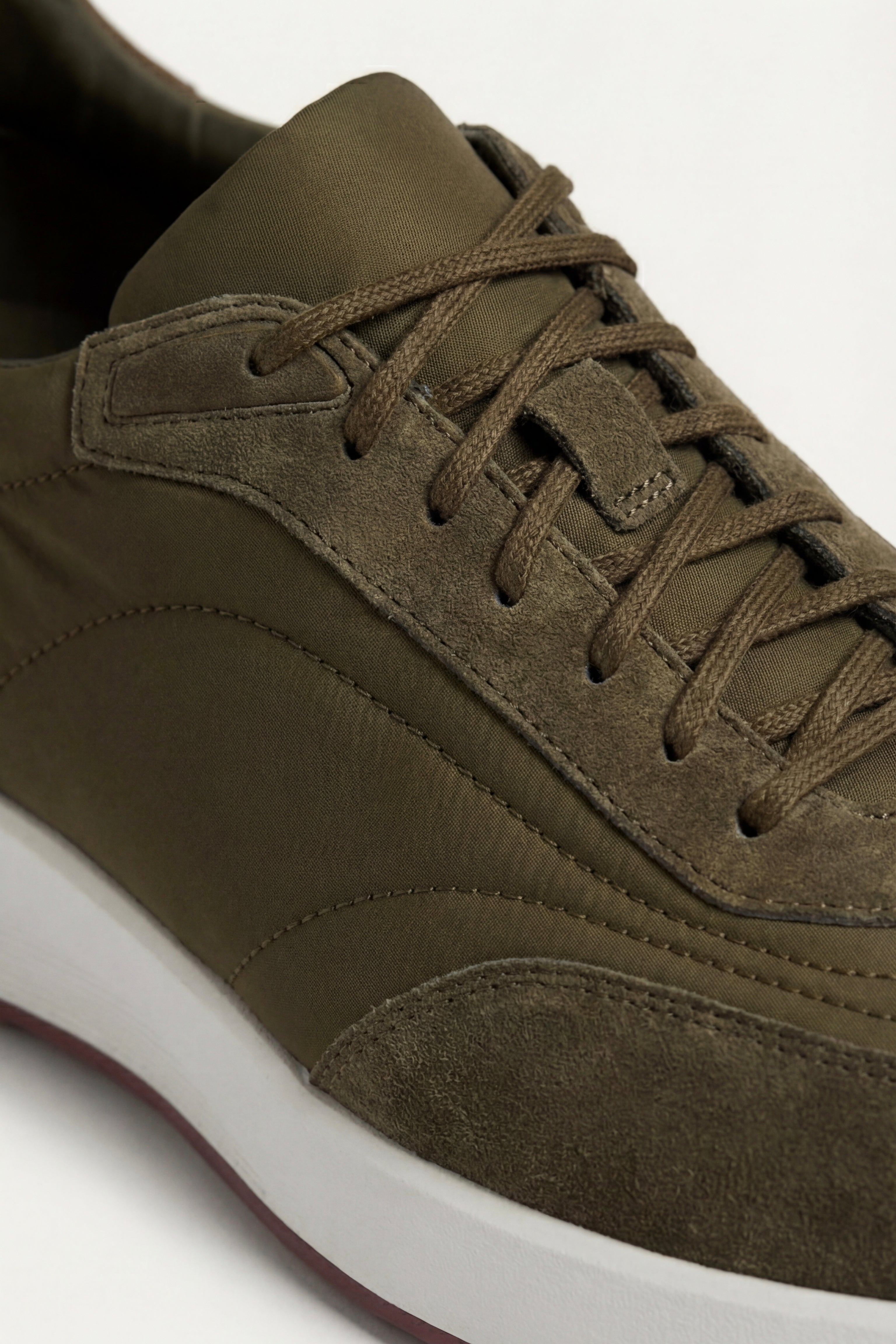 Sneaker Rivaro Verde Cachi