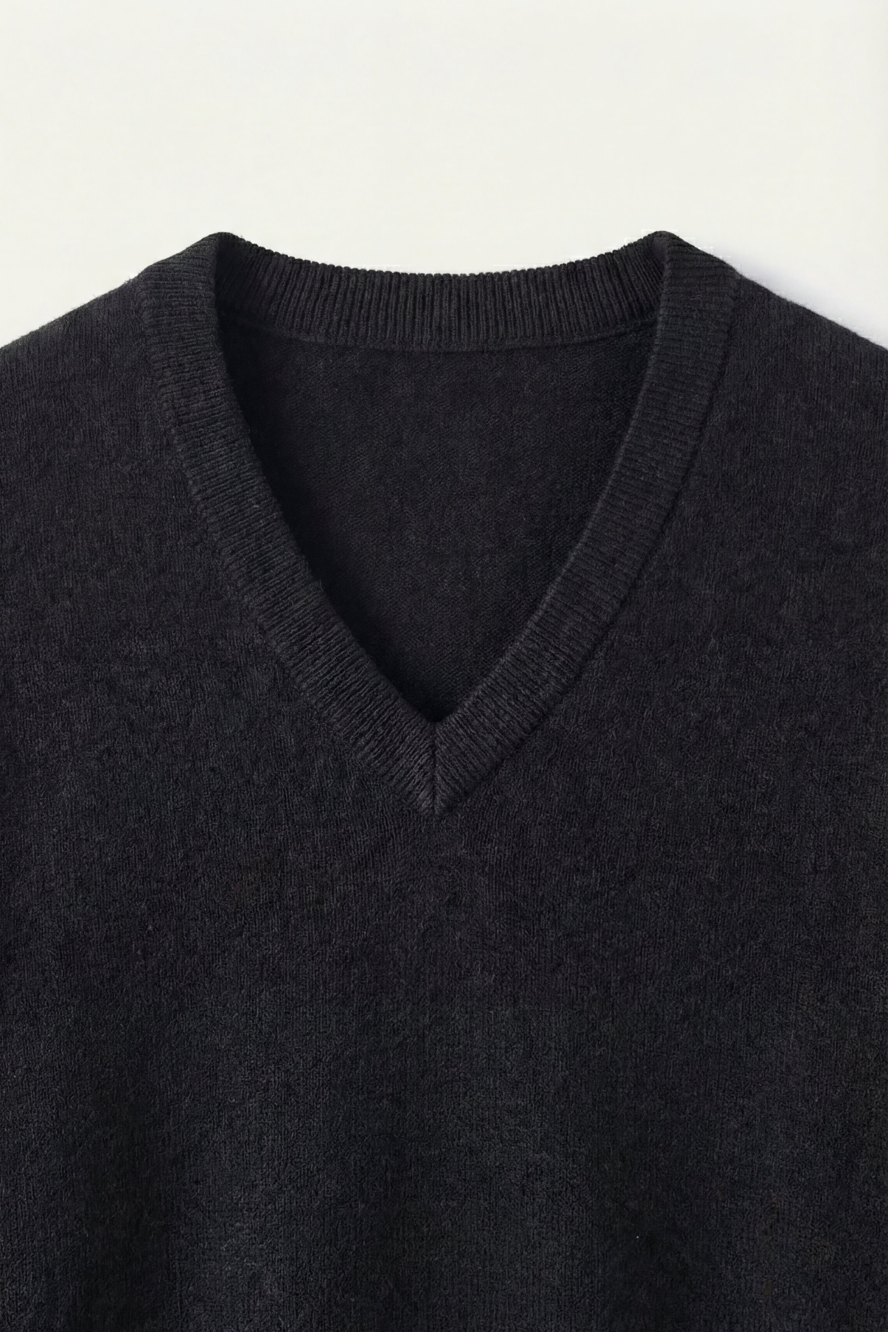 Maglione in maglia a V Merano nero