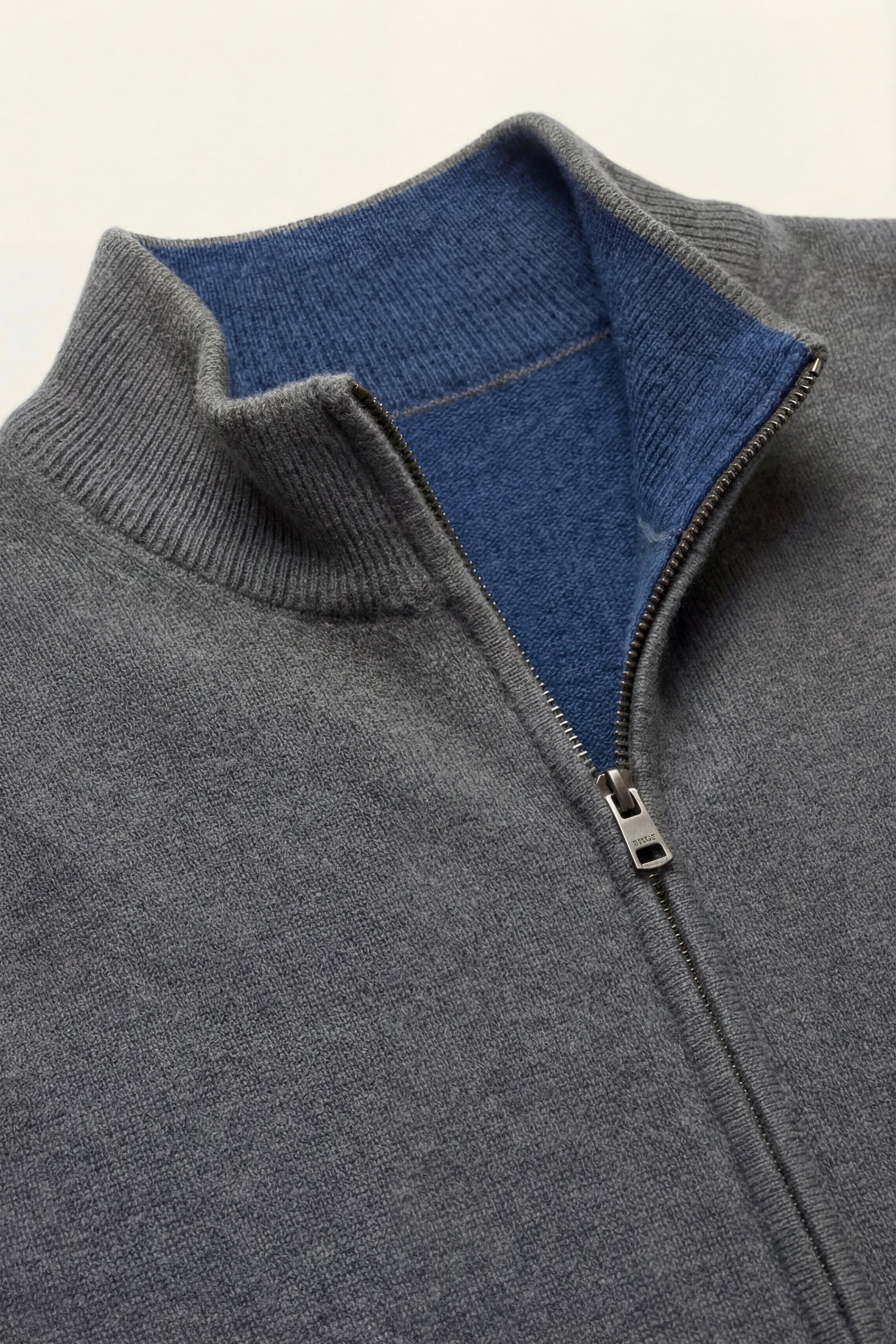Maglia in cashmere reversibile con zip Marciello blu navy e grigio