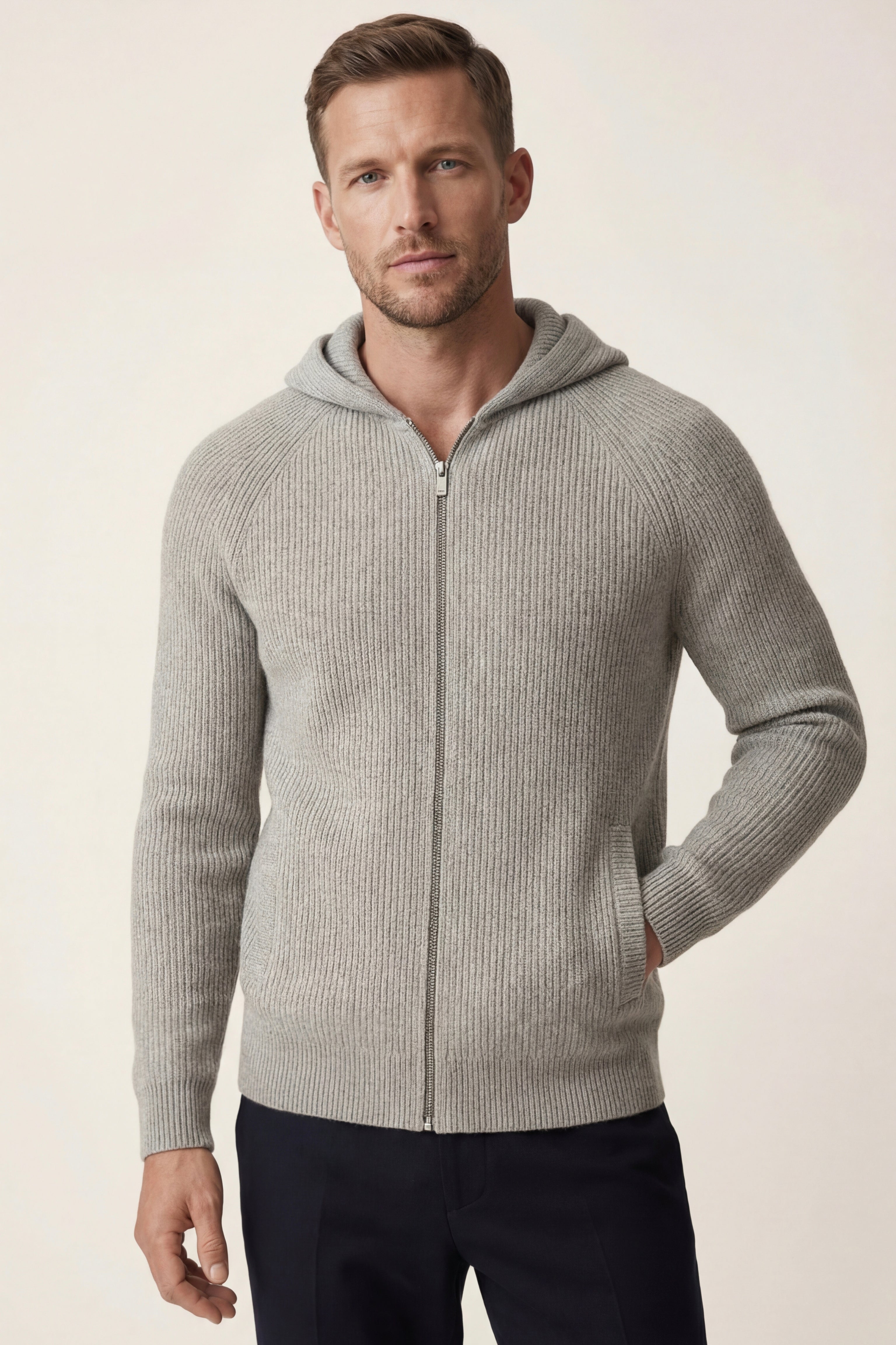 Maglione con Cappuccio Amalfi Merino Grigio