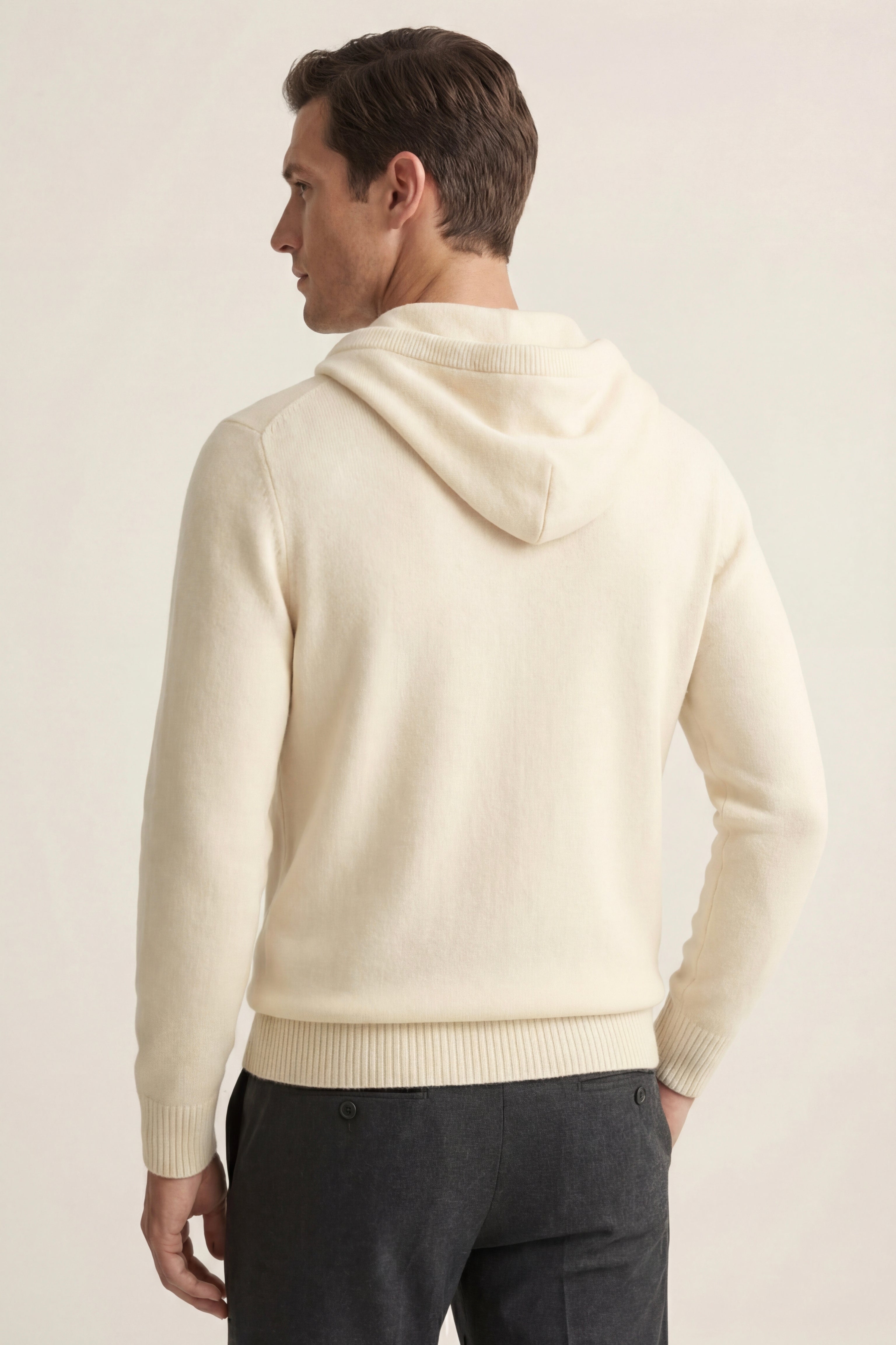 Taviano Maglia con Cappuccio Color Crema