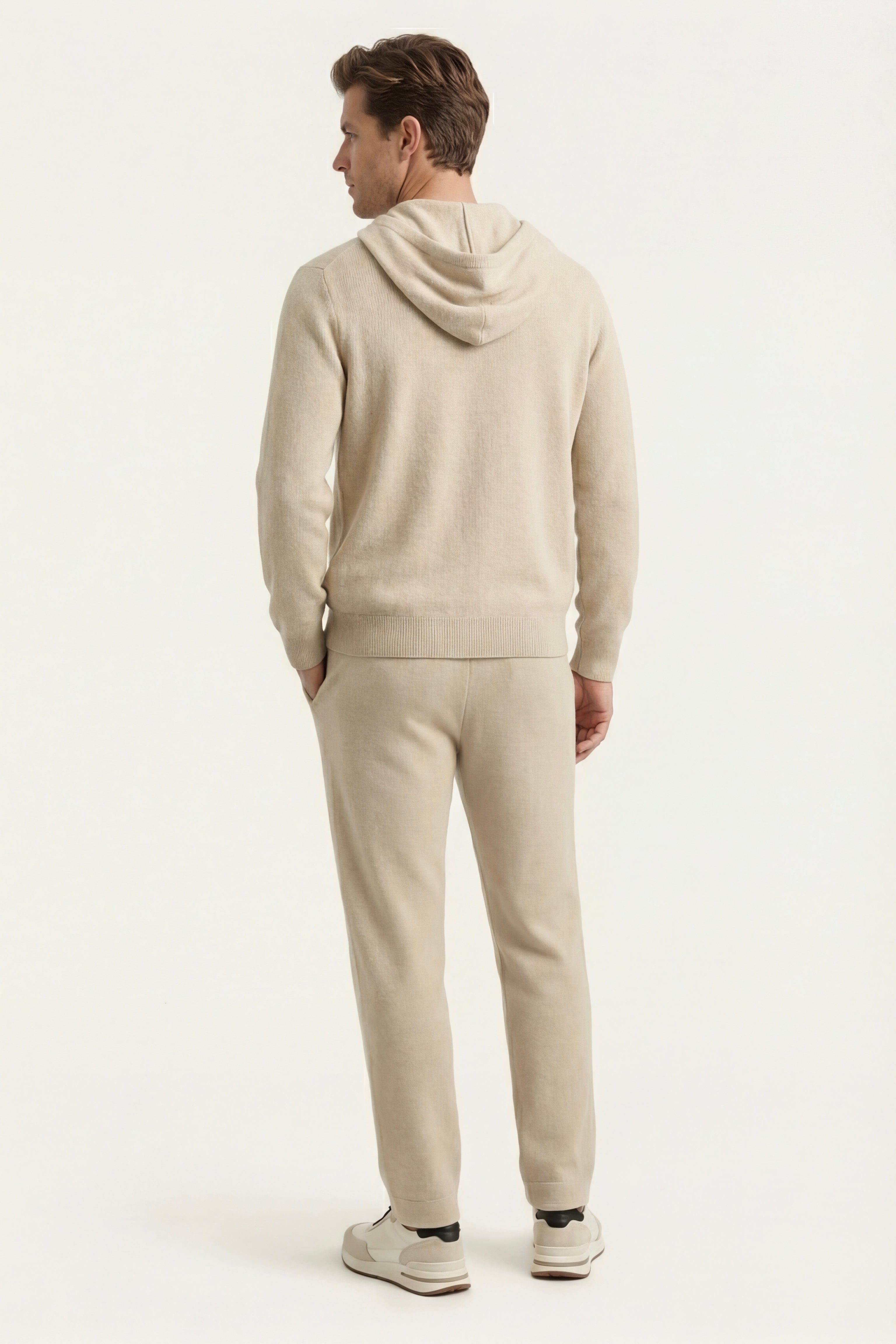 Completo Elviro Cashmere con Cappuccio e Zip Crema
