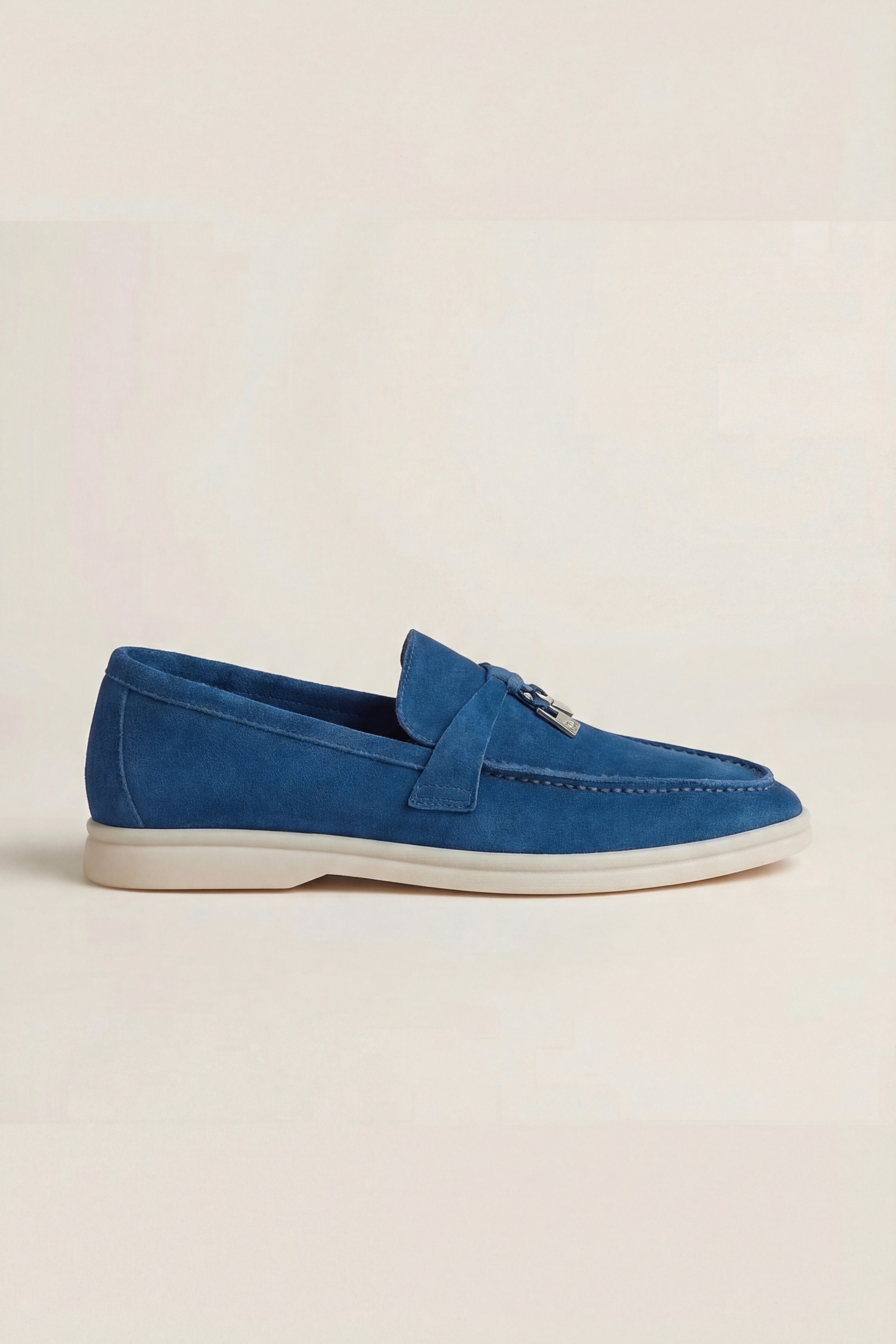 Mocassino Leonis con fibbia blu royal