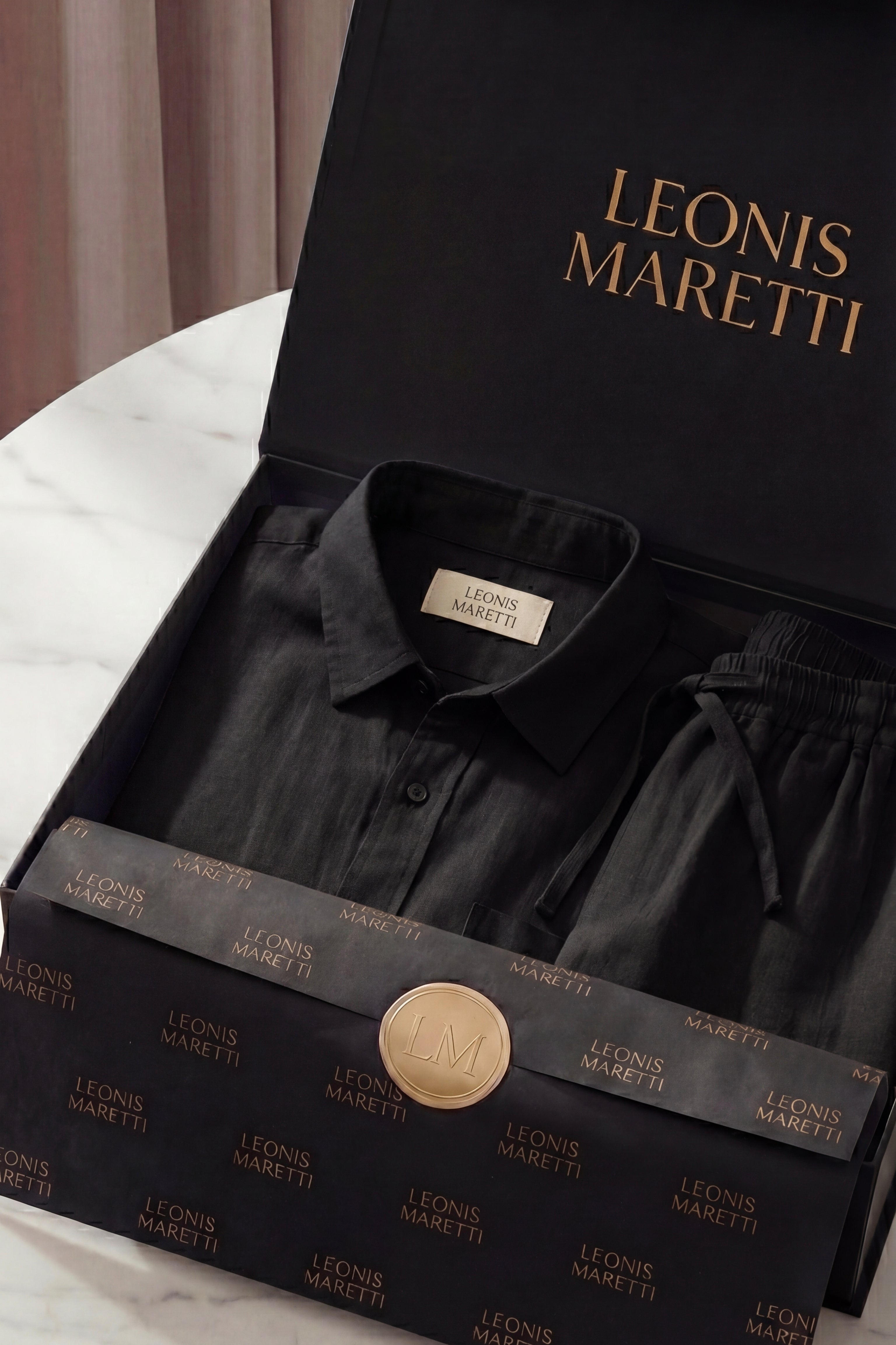 Set Lenzuola Bellagio Maniche Lunghe Nero