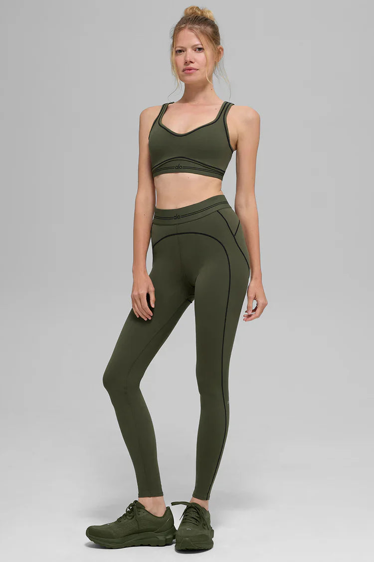 Komplettes Set mit hoher Taille, Herz-Effekt und Airbrush in Olive