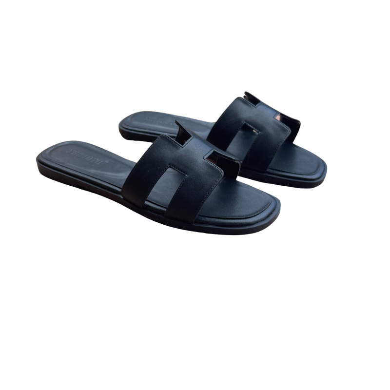 Sandal Loren